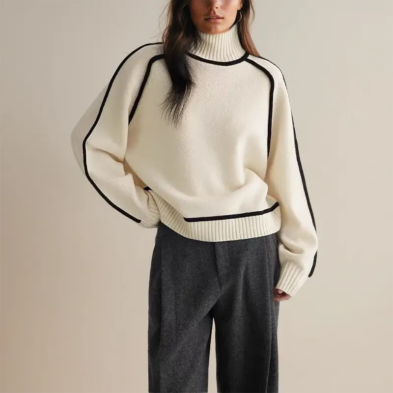 Ava | Luxurious Turtleneck with Contrasting Details