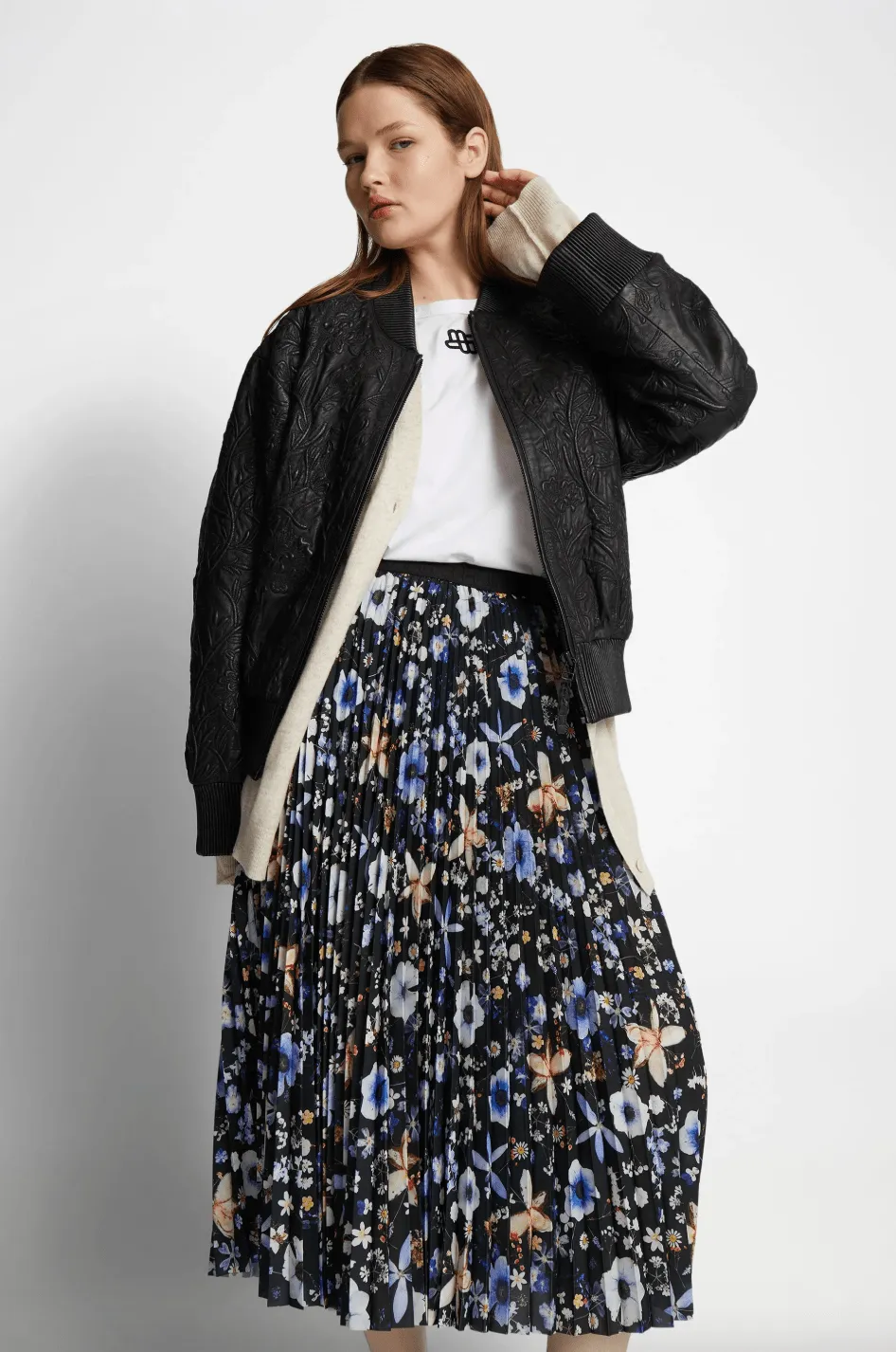 Charming Skirt - Black Floral
