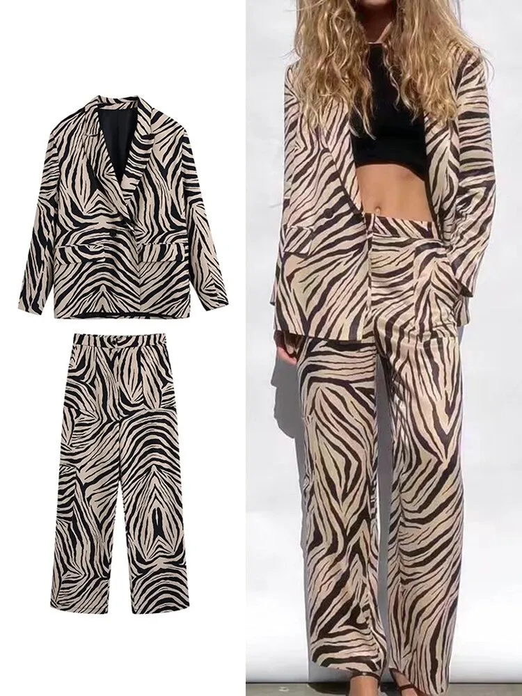 Kimora Printed Blazer and Pants Set