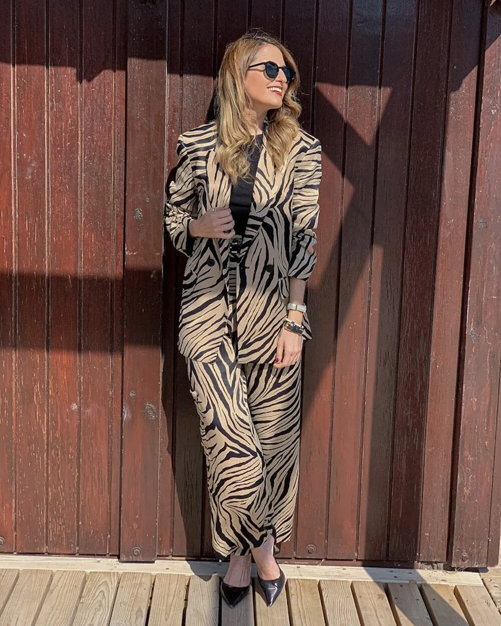 Kimora Printed Blazer and Pants Set