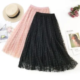 pleated skirt