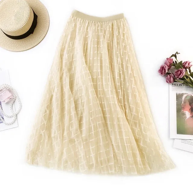 pleated skirt